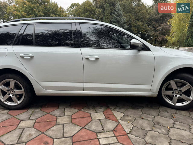 Белый Шкода Октавия, объемом двигателя 1.97 л и пробегом 328 тыс. км за 12300 $, фото 38 на Automoto.ua