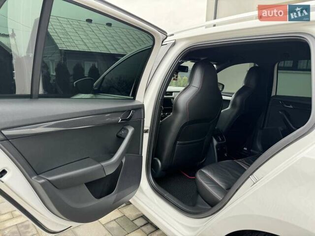 Белый Шкода Октавия, объемом двигателя 1.97 л и пробегом 268 тыс. км за 14500 $, фото 36 на Automoto.ua