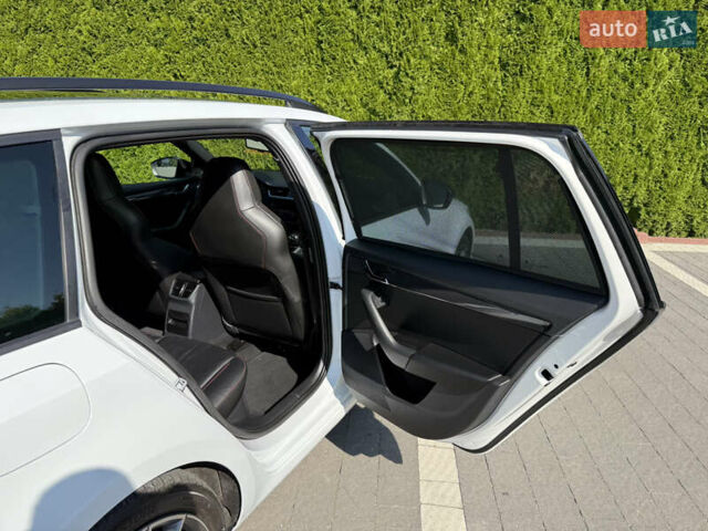 Білий Шкода Октавія, об'ємом двигуна 2 л та пробігом 165 тис. км за 14999 $, фото 49 на Automoto.ua