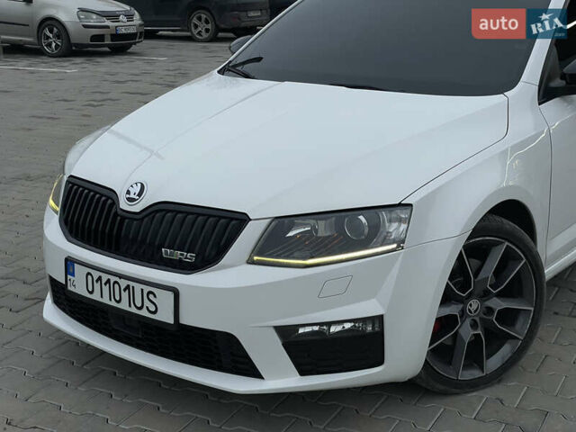 Белый Шкода Октавия, объемом двигателя 2 л и пробегом 269 тыс. км за 14999 $, фото 25 на Automoto.ua