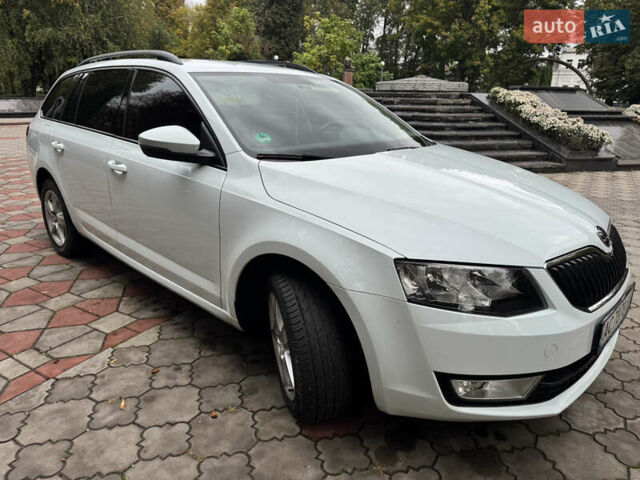 Белый Шкода Октавия, объемом двигателя 1.97 л и пробегом 328 тыс. км за 12300 $, фото 20 на Automoto.ua