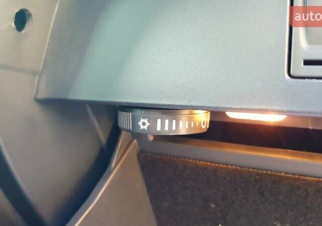 Білий Шкода Октавія, об'ємом двигуна 2 л та пробігом 213 тис. км за 16300 $, фото 77 на Automoto.ua