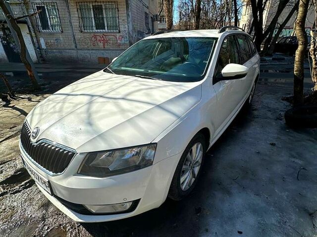Белый Шкода Октавия, объемом двигателя 1.6 л и пробегом 185 тыс. км за 9000 $, фото 1 на Automoto.ua