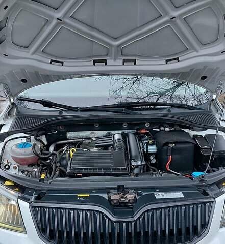 Белый Шкода Октавия, объемом двигателя 1.4 л и пробегом 220 тыс. км за 9199 $, фото 9 на Automoto.ua