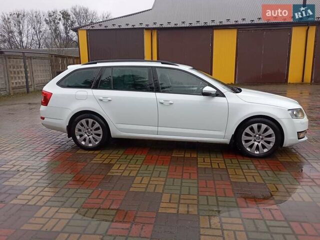 Білий Шкода Октавія, об'ємом двигуна 1.6 л та пробігом 260 тис. км за 12600 $, фото 8 на Automoto.ua