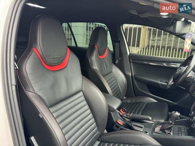 Белый Шкода Октавия, объемом двигателя 1.97 л и пробегом 268 тыс. км за 14500 $, фото 46 на Automoto.ua