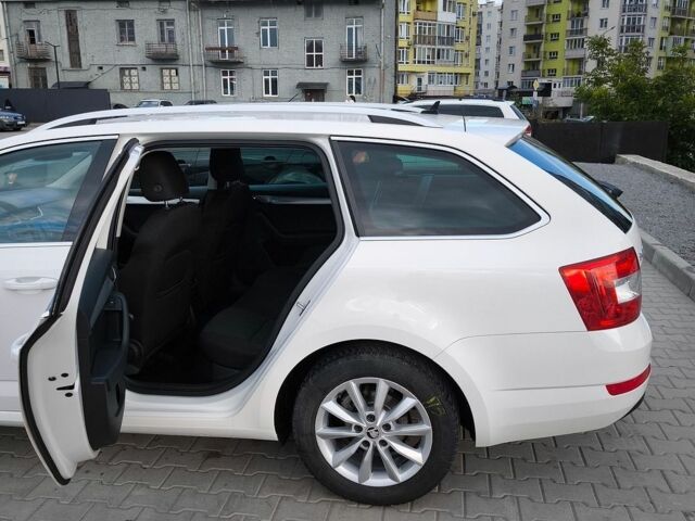Белый Шкода Октавия, объемом двигателя 1.97 л и пробегом 250 тыс. км за 13500 $, фото 19 на Automoto.ua