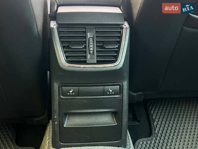 Белый Шкода Октавия, объемом двигателя 1.6 л и пробегом 270 тыс. км за 13600 $, фото 11 на Automoto.ua