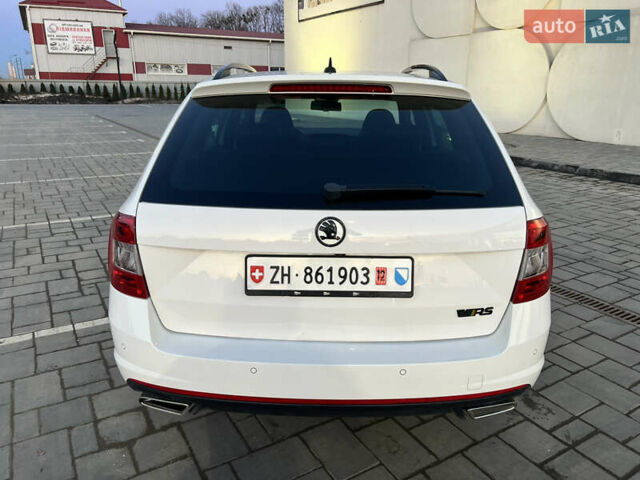 Белый Шкода Октавия, объемом двигателя 2 л и пробегом 227 тыс. км за 15900 $, фото 4 на Automoto.ua