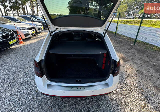 Білий Шкода Октавія, об'ємом двигуна 2 л та пробігом 267 тис. км за 16500 $, фото 26 на Automoto.ua