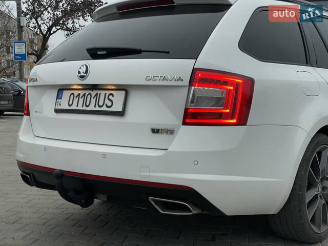 Белый Шкода Октавия, объемом двигателя 2 л и пробегом 269 тыс. км за 14999 $, фото 39 на Automoto.ua