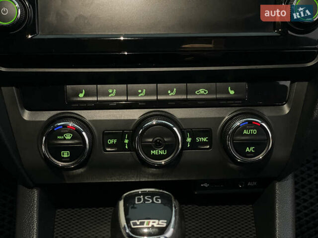 Белый Шкода Октавия, объемом двигателя 2 л и пробегом 269 тыс. км за 14999 $, фото 57 на Automoto.ua