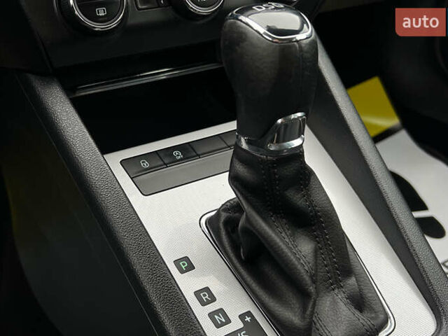 Белый Шкода Октавия, объемом двигателя 1.6 л и пробегом 270 тыс. км за 11990 $, фото 12 на Automoto.ua