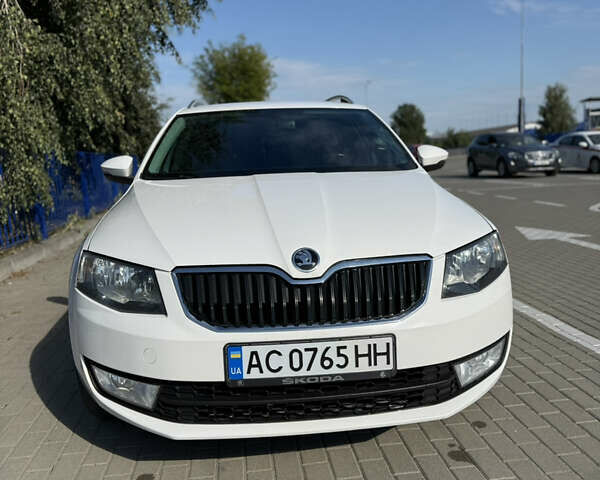 Шкода Октавия 2016 в Турийск на Automoto.ua Белый Шкода Октавия, объемом двигателя 1.97 л и пробегом 321 тыс. км за 11299 $, фото 2 на Automoto.ua