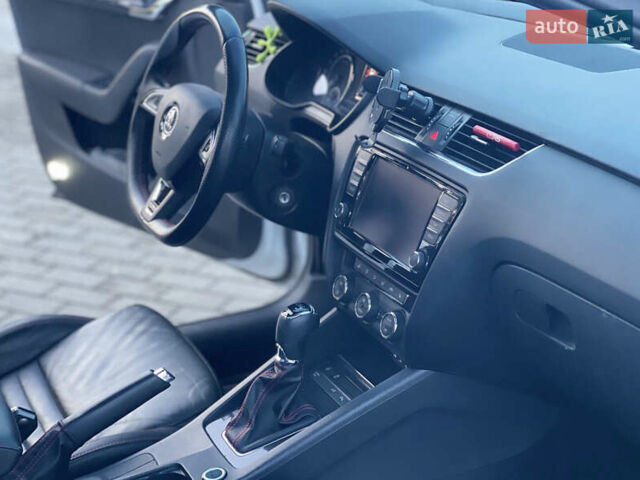 Белый Шкода Октавия, объемом двигателя 1.97 л и пробегом 242 тыс. км за 17500 $, фото 9 на Automoto.ua