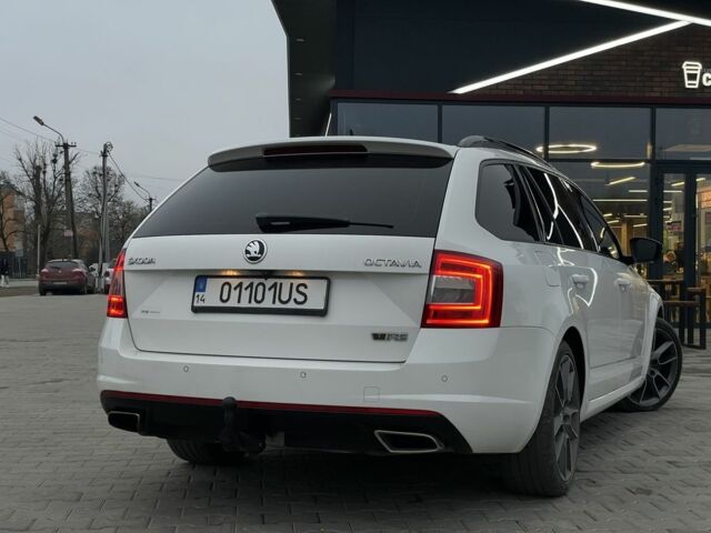 Белый Шкода Октавия, объемом двигателя 2 л и пробегом 269 тыс. км за 14999 $, фото 3 на Automoto.ua