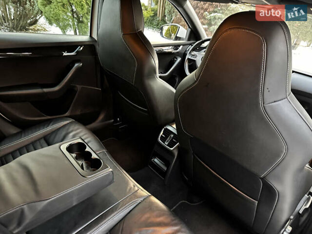 Білий Шкода Октавія, об'ємом двигуна 2 л та пробігом 255 тис. км за 13900 $, фото 32 на Automoto.ua