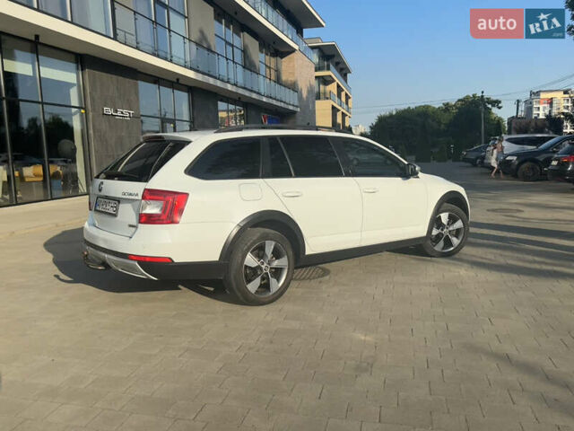 Белый Шкода Октавия, объемом двигателя 2 л и пробегом 174 тыс. км за 16000 $, фото 3 на Automoto.ua