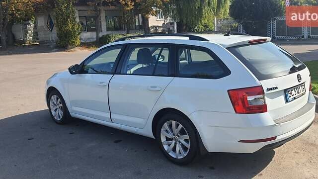 Білий Шкода Октавія, об'ємом двигуна 1.6 л та пробігом 197 тис. км за 14800 $, фото 21 на Automoto.ua