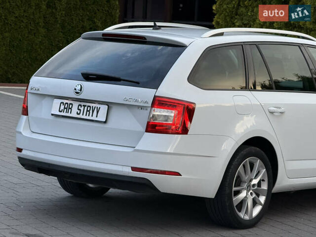 Шкода Октавія 2017 у Стрые на Automoto.ua Білий Шкода Октавія, об'ємом двигуна 1.6 л та пробігом 218 тис. км за 12700 $, фото 31 на Automoto.ua