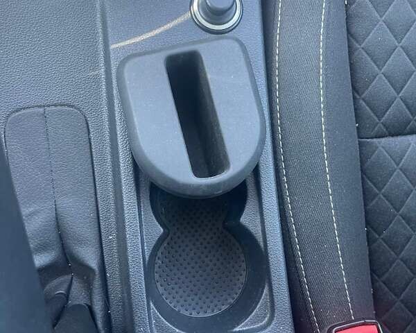 Белый Шкода Октавия, объемом двигателя 2 л и пробегом 220 тыс. км за 16200 $, фото 86 на Automoto.ua