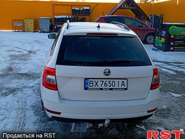 Белый Шкода Октавия, объемом двигателя 1.6 л и пробегом 245 тыс. км за 11900 $, фото 3 на Automoto.ua