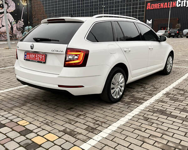 Білий Шкода Октавія, об'ємом двигуна 1.97 л та пробігом 241 тис. км за 15950 $, фото 2 на Automoto.ua