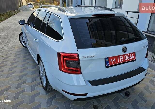 Белый Шкода Октавия, объемом двигателя 1.6 л и пробегом 245 тыс. км за 12499 $, фото 14 на Automoto.ua