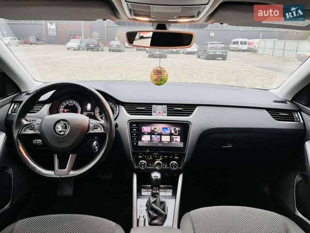 Білий Шкода Октавія, об'ємом двигуна 1.97 л та пробігом 241 тис. км за 15950 $, фото 19 на Automoto.ua