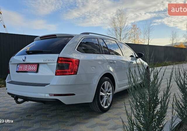 Белый Шкода Октавия, объемом двигателя 1.6 л и пробегом 245 тыс. км за 12499 $, фото 22 на Automoto.ua