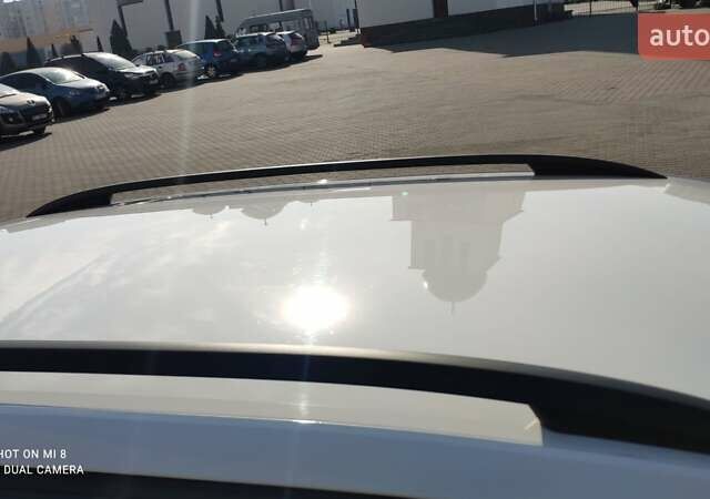 Белый Шкода Октавия, объемом двигателя 1.6 л и пробегом 219 тыс. км за 12800 $, фото 6 на Automoto.ua