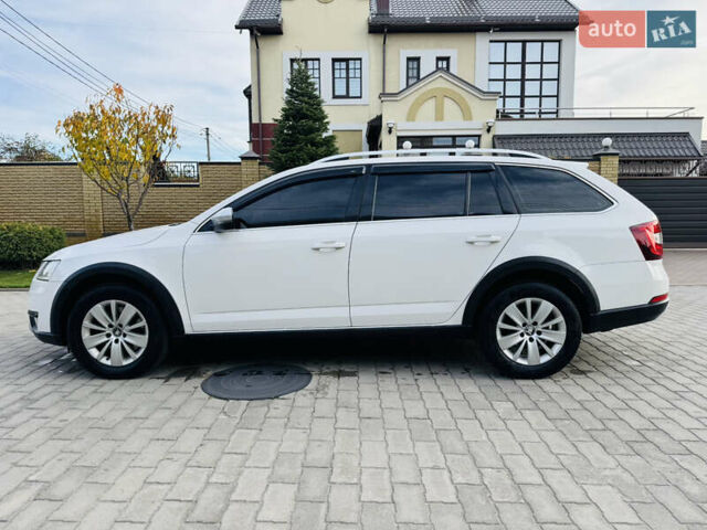 Белый Шкода Октавия, объемом двигателя 1.97 л и пробегом 245 тыс. км за 17500 $, фото 8 на Automoto.ua