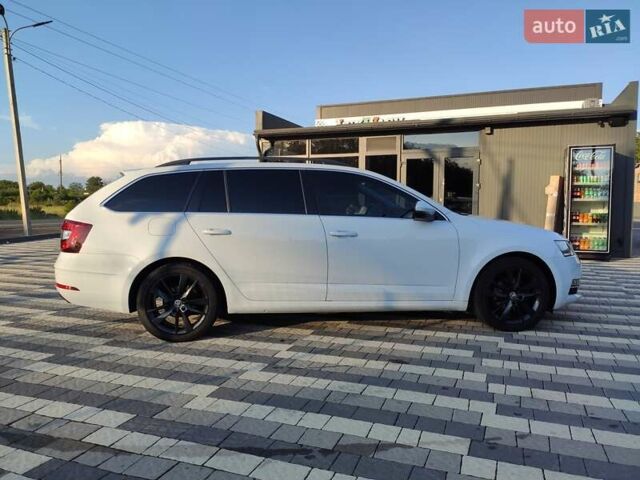 Білий Шкода Октавія, об'ємом двигуна 1.6 л та пробігом 178 тис. км за 16500 $, фото 6 на Automoto.ua