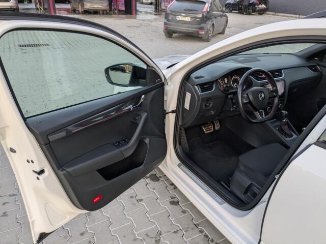 Белый Шкода Октавия, объемом двигателя 2 л и пробегом 182 тыс. км за 17800 $, фото 9 на Automoto.ua