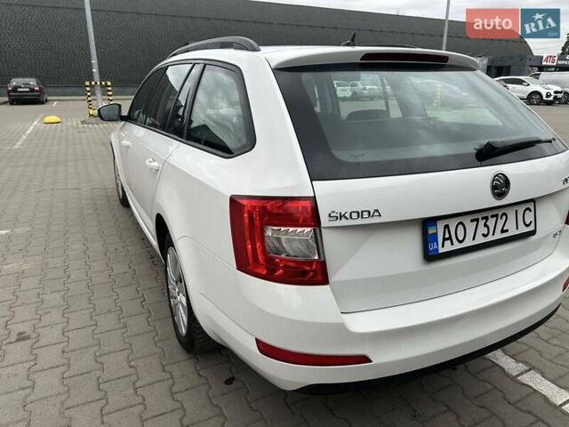 Білий Шкода Октавія, об'ємом двигуна 1.6 л та пробігом 155 тис. км за 12300 $, фото 6 на Automoto.ua