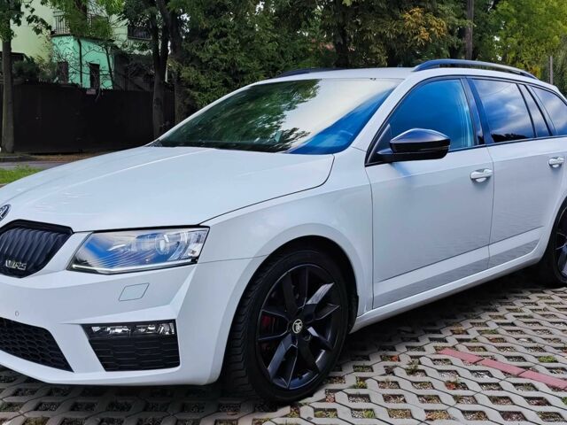 Білий Шкода Октавія, об'ємом двигуна 2 л та пробігом 57 тис. км за 7000 $, фото 2 на Automoto.ua