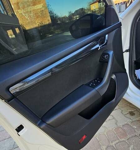 Белый Шкода Октавия, объемом двигателя 1.6 л и пробегом 245 тыс. км за 12499 $, фото 28 на Automoto.ua