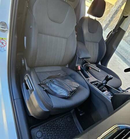 Белый Шкода Октавия, объемом двигателя 1.6 л и пробегом 245 тыс. км за 12499 $, фото 32 на Automoto.ua