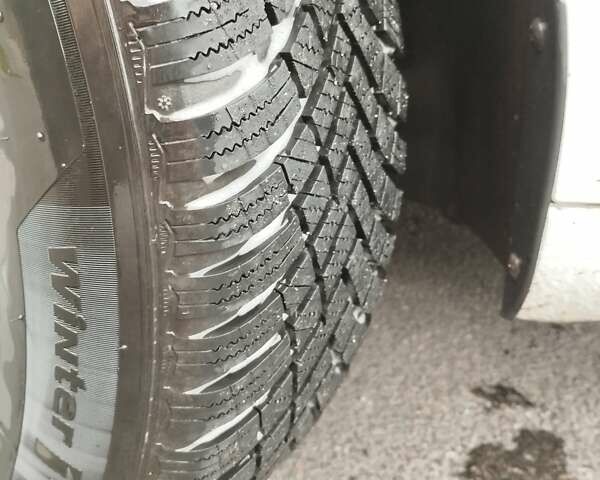 Белый Шкода Октавия, объемом двигателя 1.97 л и пробегом 275 тыс. км за 15200 $, фото 8 на Automoto.ua