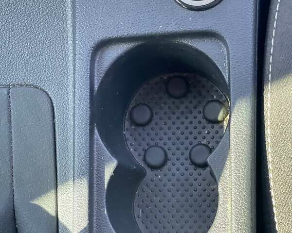 Белый Шкода Октавия, объемом двигателя 2 л и пробегом 220 тыс. км за 16200 $, фото 109 на Automoto.ua