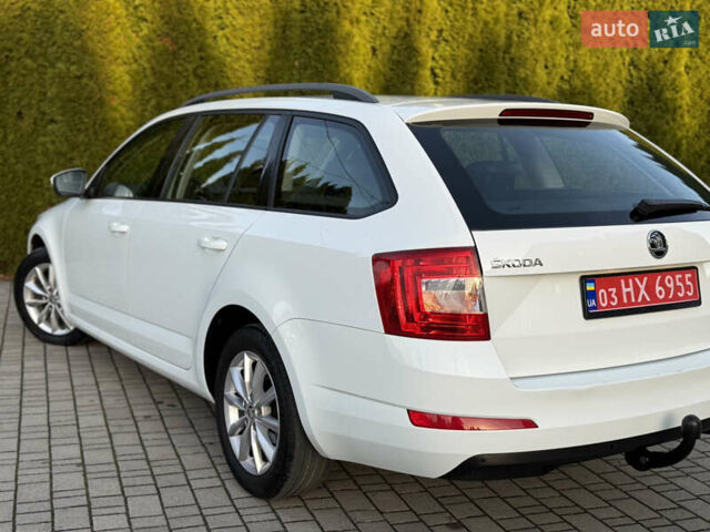 Белый Шкода Октавия, объемом двигателя 2 л и пробегом 183 тыс. км за 14300 $, фото 32 на Automoto.ua