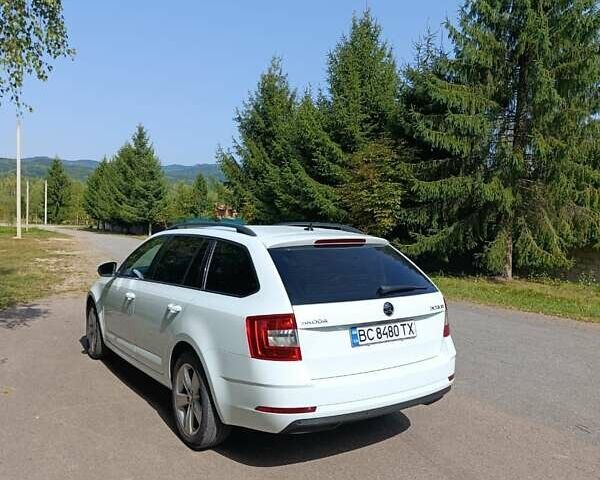 Білий Шкода Октавія, об'ємом двигуна 2 л та пробігом 258 тис. км за 13200 $, фото 19 на Automoto.ua