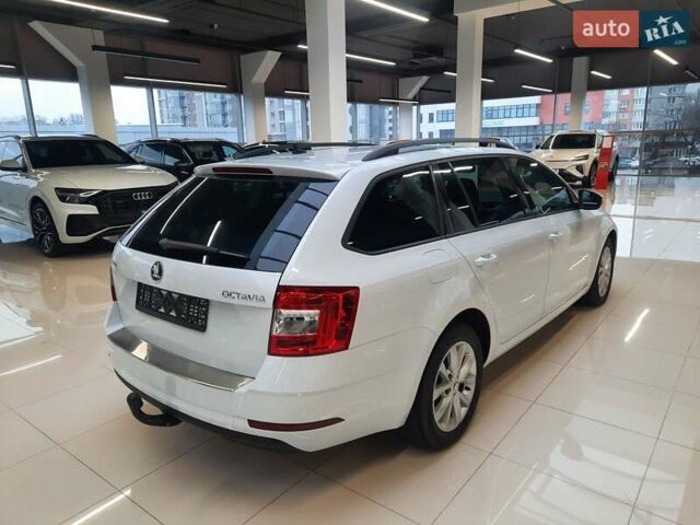 Белый Шкода Октавия, объемом двигателя 1.6 л и пробегом 214 тыс. км за 12900 $, фото 2 на Automoto.ua