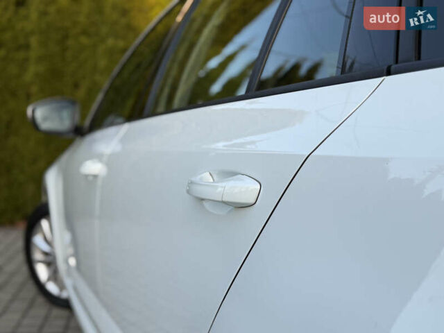 Белый Шкода Октавия, объемом двигателя 2 л и пробегом 183 тыс. км за 14300 $, фото 35 на Automoto.ua