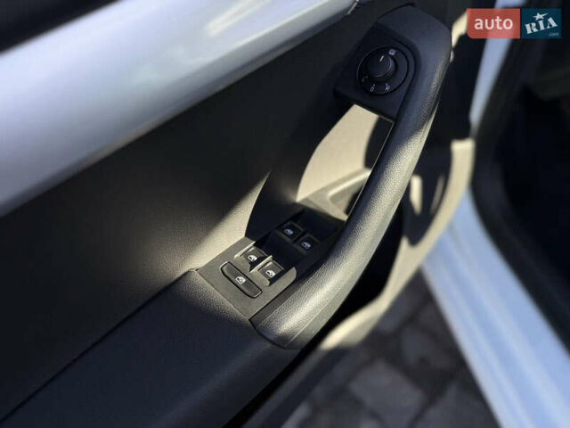 Білий Шкода Октавія, об'ємом двигуна 1.97 л та пробігом 250 тис. км за 13300 $, фото 37 на Automoto.ua