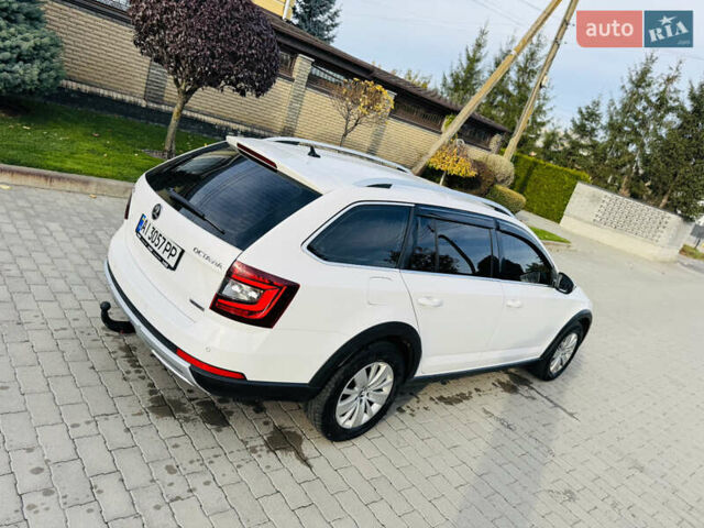 Белый Шкода Октавия, объемом двигателя 1.97 л и пробегом 245 тыс. км за 17500 $, фото 14 на Automoto.ua