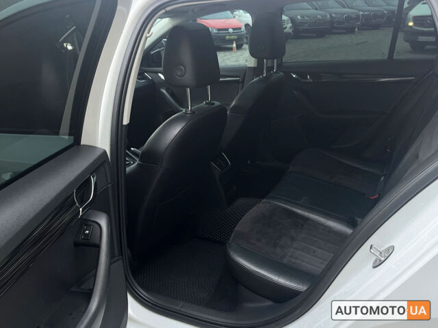 Белый Шкода Октавия, объемом двигателя 2 л и пробегом 269 тыс. км за 15590 $, фото 27 на Automoto.ua