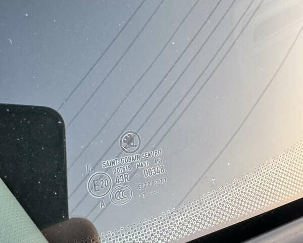 Белый Шкода Октавия, объемом двигателя 1.6 л и пробегом 221 тыс. км за 11500 $, фото 27 на Automoto.ua