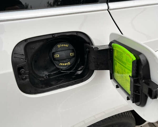 Білий Шкода Октавія, об'ємом двигуна 1.97 л та пробігом 241 тис. км за 15950 $, фото 36 на Automoto.ua