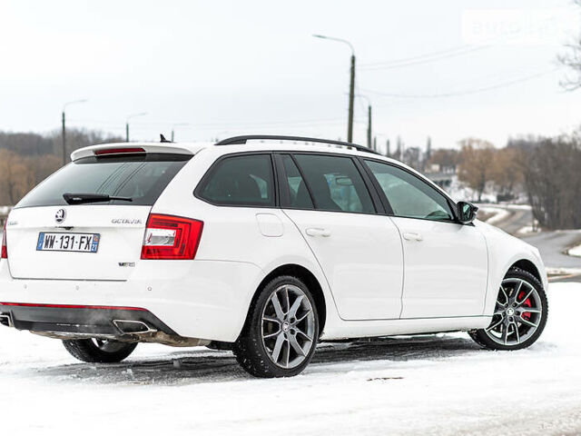 Белый Шкода Октавия, объемом двигателя 2 л и пробегом 260 тыс. км за 13000 $, фото 6 на Automoto.ua